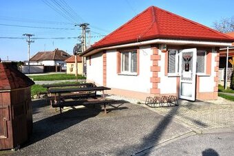 Na predaj predajňa rýchleho občerstvenia, Mostová