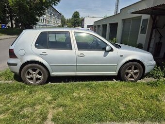 Predám VW GOLF 1,9 TDI,85kW/115koní - r.v. 3/2000