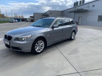 Predám BMW e61 530D ,manual - 1