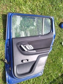 Skoda Fabia 2 zadné prave dvere