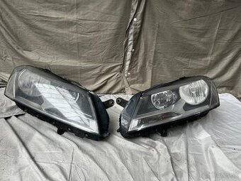 Volkswagen passat b7 predne svetlomety