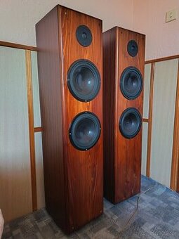 Hifi zostava, subwoofer a stĺpové reproduktory