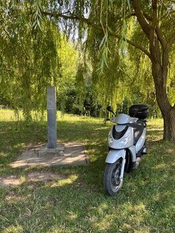 Piaggio Carnaby 125