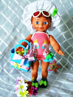 č.3 - RETRO  PANENKA ,,LENKA,, GUMOTEX - BŘECLAV