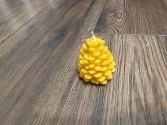 Sviečky z včelieho vosku