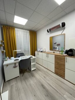 Odstúpim nechtové štúdio v centre Košíc