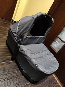 Vanička Thule Sleek - 1