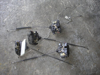 mechanizmus okna, zamok , škoda octavia II