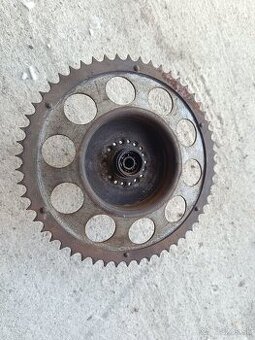 Stred zadného kolesa Jawa 550 parez