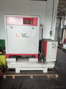 Skrutkový kompresor