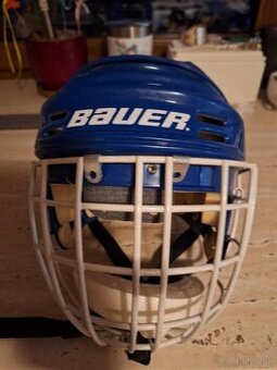 Hokejová výstroj + korčule 2x  5 rokov