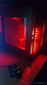 Herny ps s monitorom