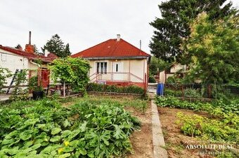 ABSOLUTE REAL/ Rodinný dom, pozemok 818 m2, DNV, ul. Na Grbe