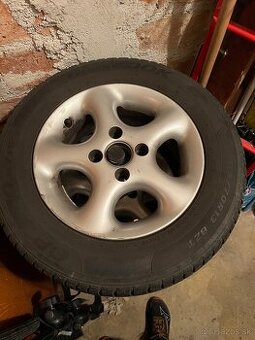 Kolesa Elektróny na SEAT (Cordoba)