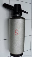 Šľahačkové a sifónove fľaše, bombičky,. RETRO