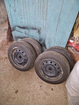 Predám pneumatiky 165/65 R14