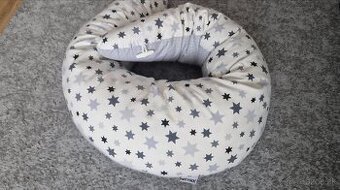 Kojenecký, dojčiaci vankúš