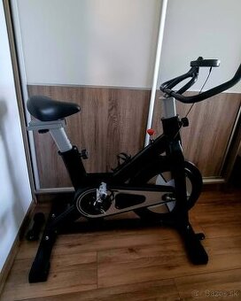 Spiningový bicykel