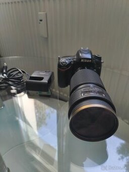 Nikon D600 a Nikon AF Nikkor 80–200mm f/2.8 ED