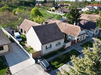 Dom s pozemkom 1525 m² v Horných Lovčiciach – len 91 €/m²