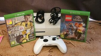 Predam xbox one S +2x ovládač+kabeláž+Game pass+Hry