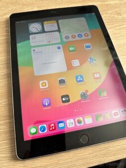 Apple iPad 6. generácia (9.7") 128 GB Space Gray