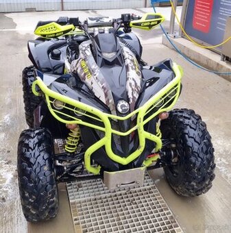 Predám štvorkolku Can-Am Renegade 1000 X xc, r. v. 2017