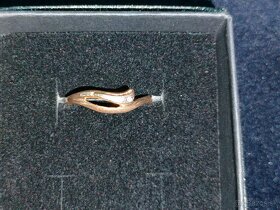 Zlaty damsky prsten Diamanty Punc 0,585 Vaha 1,812 g - 1