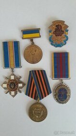 Ukrajinske vyznamenania (odznaky).