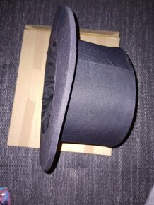 Cylinder čierny - ( kuzelnicky klobúk)