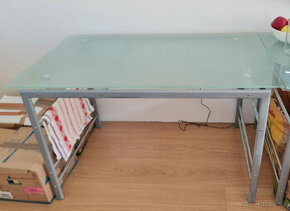 Sklenený stôl 120x72x72cm 2ks