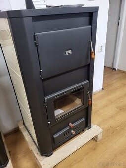 Teplovodne kachle Prity WD W29