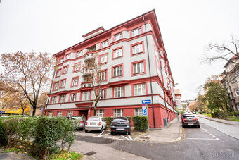 EXKLUZÍVNE Predaj 4 izbový nebytový priestor, Bratislava