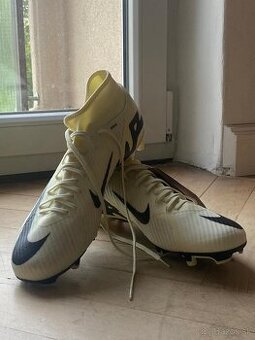 Predám futbalové kopačky Nike