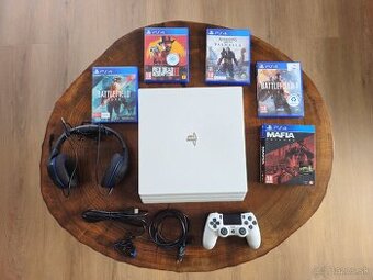 Play Station 4 PRO