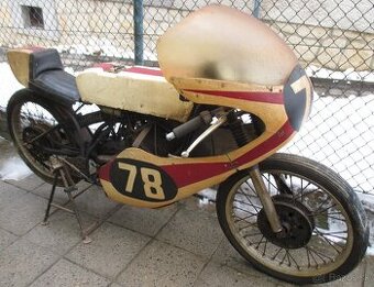 Motocykl čz závodní