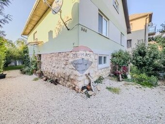 NA PREDAJ ČIASTOČNE ZREKONŠTRUOVANÝ RODINNÝ DOM