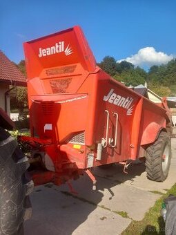 Rozmetadlo maštaľneho hnoja Jeantil