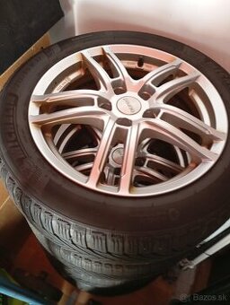 Zimné pneumatiky 215/55/R17