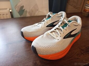 Brooks Ghost Max 2