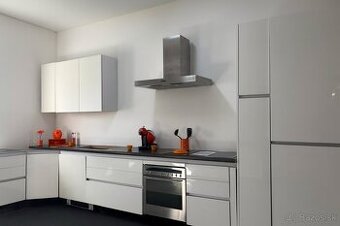 Krásna moderná kuchyňa CORINNA