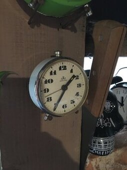 Svietidla,váha,budíky