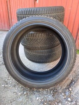 4x zimne pneumatiky Goodyear 235/40 R19 96V