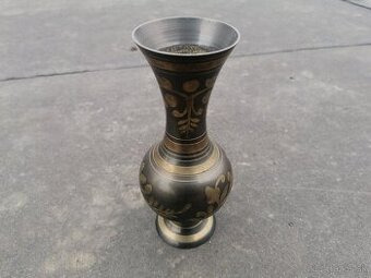 Predám mosadzná váza