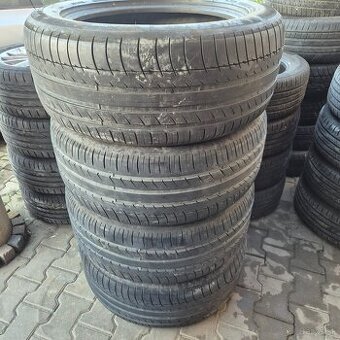 Pneu michelin 275/50r20