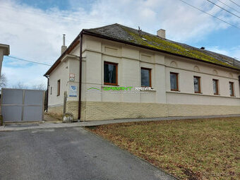 Predaj rodinný dom,145 m2, garáž a 2 hospod. budovy, Solivar
