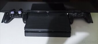 Playstation 4 Slim + hry