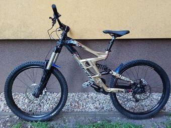 Predám bicykel Scott Gambler FR10 Veľkosť M  26