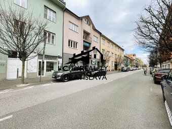 Exkluzívne na Predaj - budova na bývanie, či podnikanie v ce
