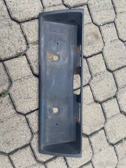 BMW E30 FL kryt špz